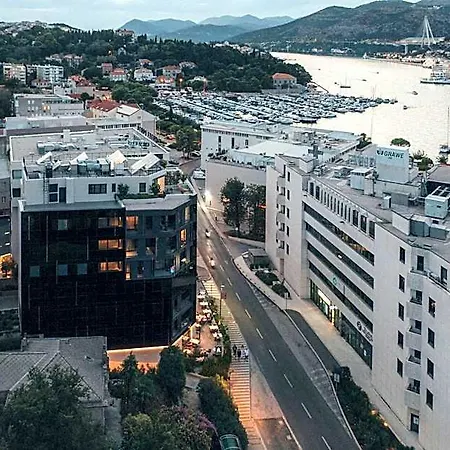 City Hotel Dubrovnik 杜布罗夫尼克